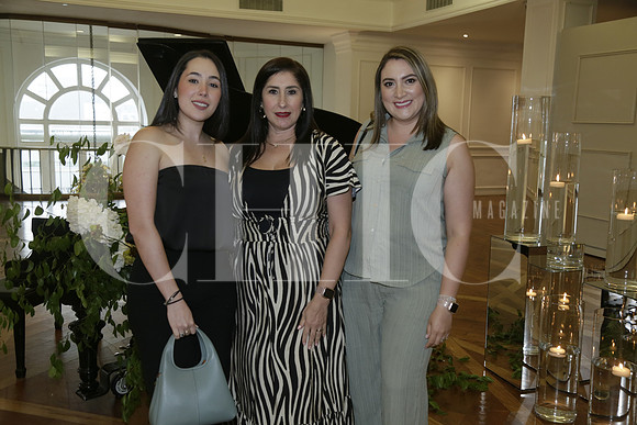 Valeria Cantú, Leslie García y Ara Coronado