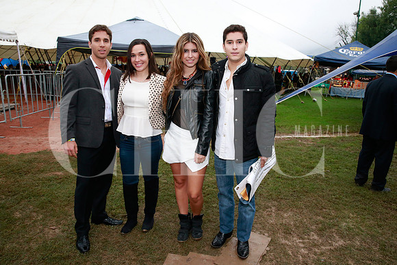 Vicente Flores, Camila Aun, Priscila Ibarra y Adrián González