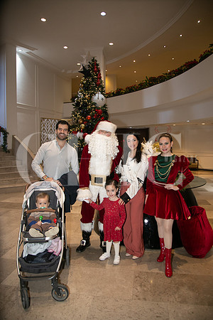 Guillermo Muñiz, Elisa González, Maximiliano Muñiz y Emilia Muñiz0