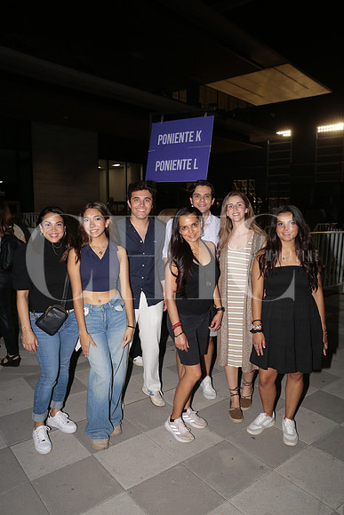 Claudia Broker, Miranda Santos, Miguel Millet, David Robles, Edith Hernandez, Patricia Rodriguez y Mariana Robles 2