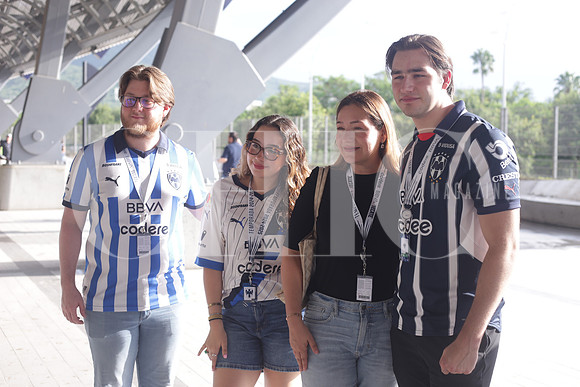 Jesús González, Regina Delgado, Alejandra González y David Delgado 0