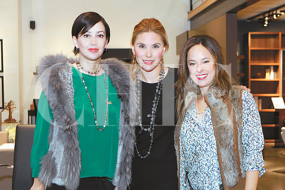Vanessa Muñoz, Mayra Mata y Ary Ortega
