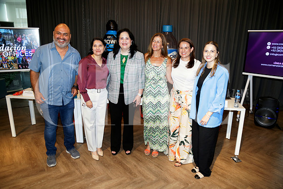 Fernando Galindo, Guillermina Margarita Perales, Eva María Trujillo, Marisa Valdés de Ruíz, Lorena Pérez y Bertha Winterman (5)