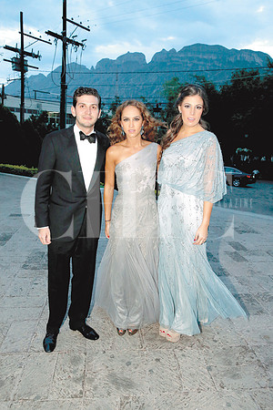 Adrián Canavati y Marilu Miguel y Christian Rois
