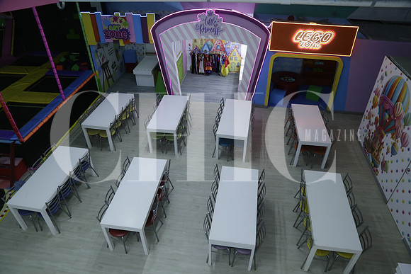 Aspectos de interiores y areas de Rock n Play (13)