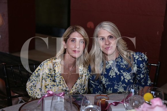 Gaby Robles de Garza y Claudia Toledano1