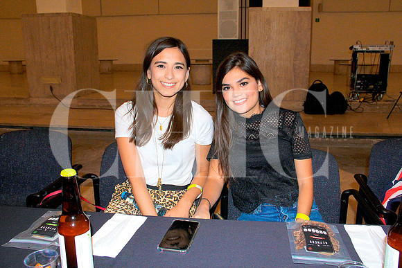 Daniela Fuentes y Alejandra Fuentes