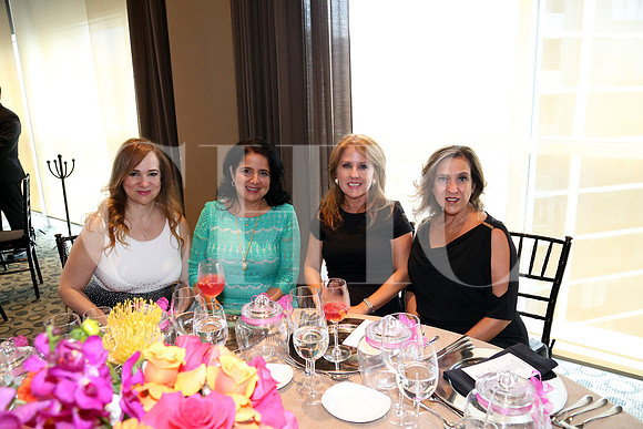 Graciela de Mascareña, Marce de Assad, Rosa María Osuna de Martínez y Claudia de Isla2