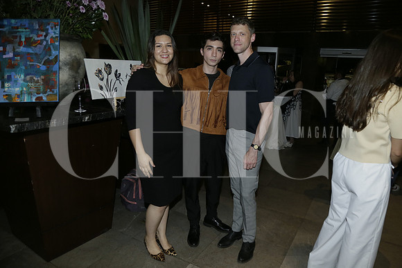 Brenda Aguilar, Edgar Sandoval y Bryan Fauehnan (2)