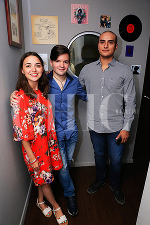 Mayela Fernández, Alex Aguirre y Abraham González (4)