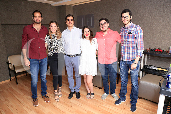 Tono Navarro, Graciela Sol, Eduardo Domínguez.  Jeanette Moreno,  Luis García y Adrián Salce (3)