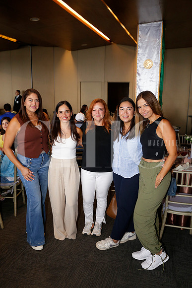 Sandra Castañeda, Cristal Gurrola, Karina Soto, Diana Aldape y Maricarmen Martinez 2
