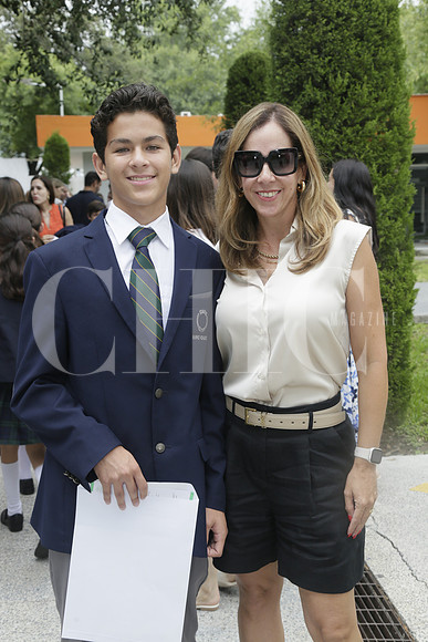 Enrique Narro y Erika Romero