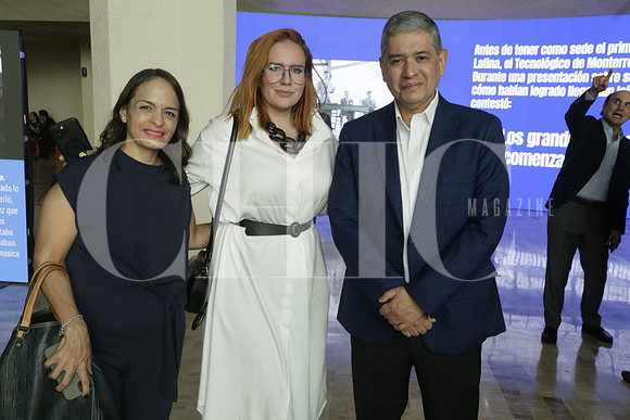 Cecilia Lartigue, Samantha Loza y Mauricio Reyes