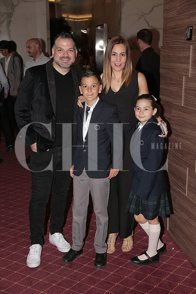 Guillermo Sanchez, Iker Ferran Sanchez , Majo Zambrano y Alexa Sofia Sanchez 2