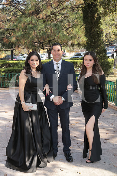Angeles Mendoza, Pancho Mendoza y Camila Fernandez 2