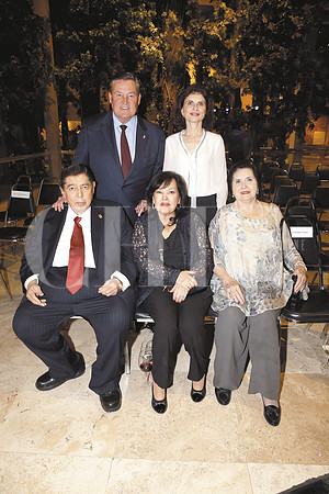 Fernando Margáin, Alejandra Sada de Margáin, Humberto Lobo, Irma De la Garza de Lobo y Graciela Alanís de Sada