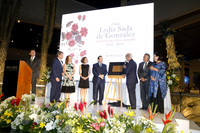 Develación de placa-Miguel Schwarz,Carmen Junco de Garza T, Nelly Yarte de Fernández, Tomás González Sada, Fernando Elizondo, Moisés Rosas y Magdalena Cárdenás