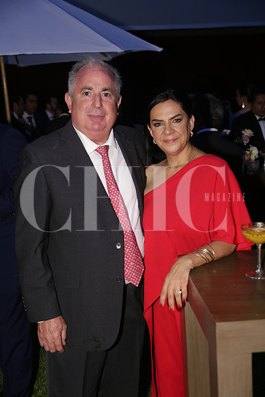 Elias Elizondo y Julieta Vela