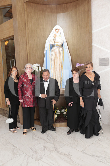 Bertha Patricia Garcia, Maria Teresa Garcia, Miguel Angel Treviño Valladares, Martha Garcia y Rosa Maria Garcia 4