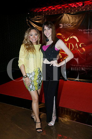 Gaby Motomochi, Isa Ross (2)