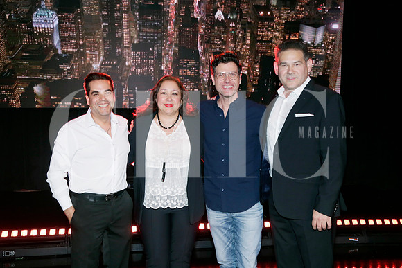 Leonel Martínez, Lucy Taho de Fernández, Mauricio Martínez y Rogelio Martínez