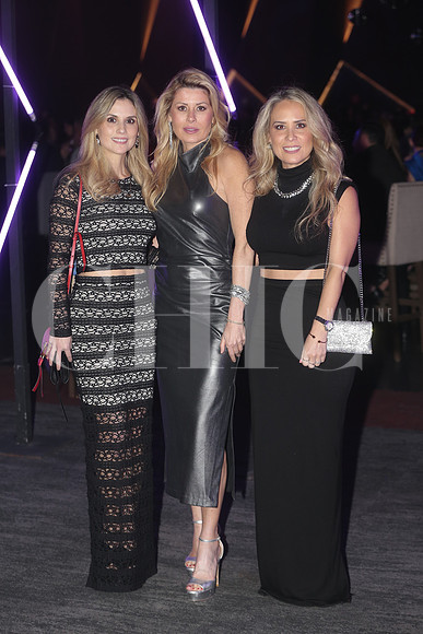 Vero Zambrano, Valeria Gonzalez y Vicky Zambrano 5
