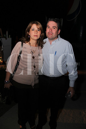 Irma Flores de González y Mauricio González