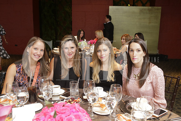 Mayela de Saenz, Adriana Garza de Gil, Erika Villarreal de del Castillo y Roberta Manautou de Carrillo