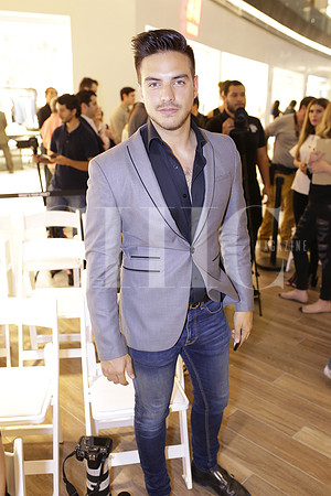 Vadhir Derbez