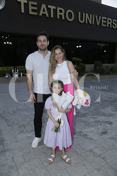 Miguel Maldonado, Andrea Livas y Mina Maldonado