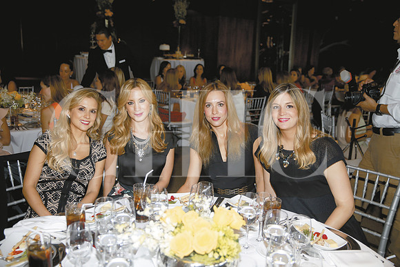 Verónica Zambrano de Fernández, Marusa Martínez, Jéssica Gutiérrez de Schwarz y Bárbara Lobeira de Rodríguez