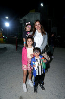 Estefany Villarreal de Álvarez, Isabel Álvarez, Estefy Álvarez y David Álvarez