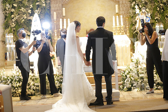 Boda de Valeria Sagaon y Mundo Sillas (6)