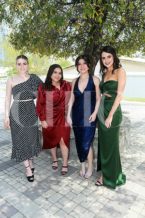 Alba Sordo, Karina Cardenas, Daniela Flores y Debani Lozano (2)