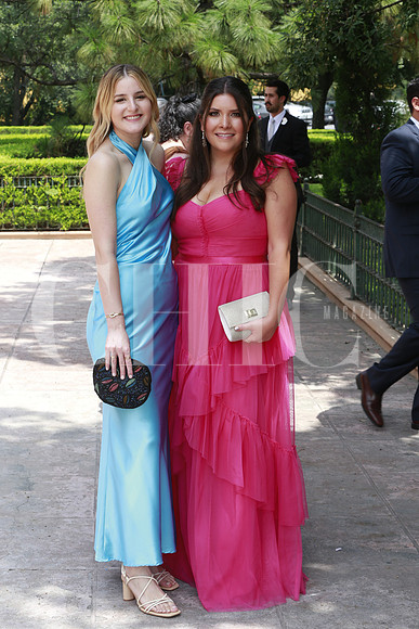 Ana Pau Sada y Valeria Mejia (5)