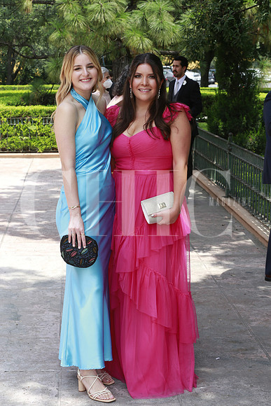 Ana Pau Sada y Valeria Mejia (6)