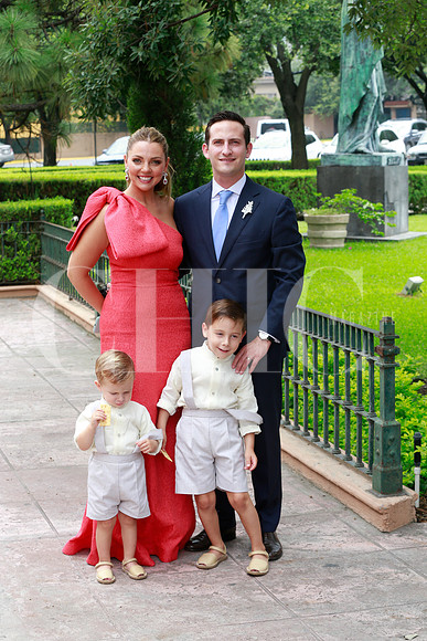 Mariana de la Garza de Guajardo, Gerardo Guajardo, Gerardo Guajardo y Santiago Guajardo (6)