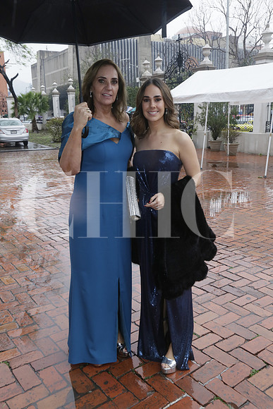 Magdalena de Villarreal y Feny Villarreal (2)