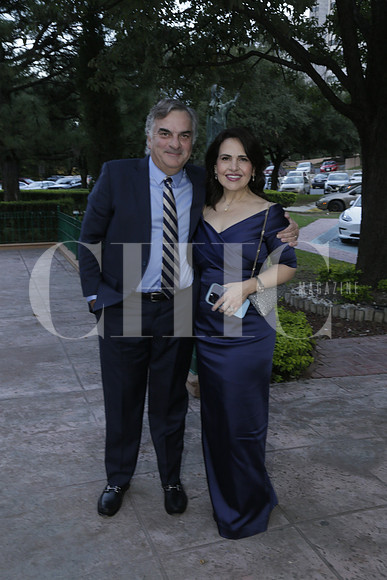 Alejandro Hinojosa y  Ruth Izar de Hinojosa (2)