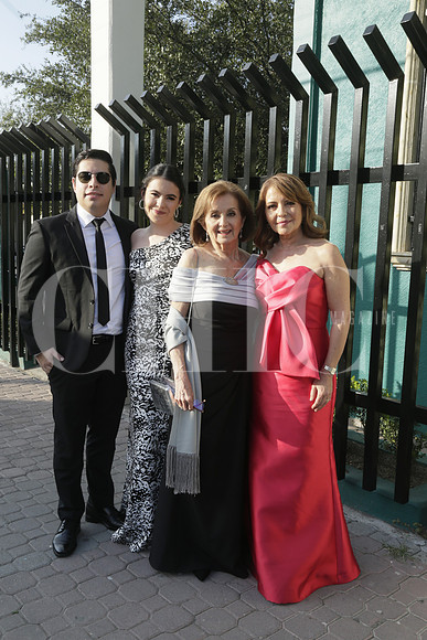 Marcelo Cruz, Isabel Diaz, Cecilia Breinbaguer y Gloria Breinbaguer (2)