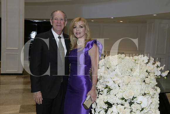 Ricardo Martínez y Catalina Ibarra de Martínez. (2)