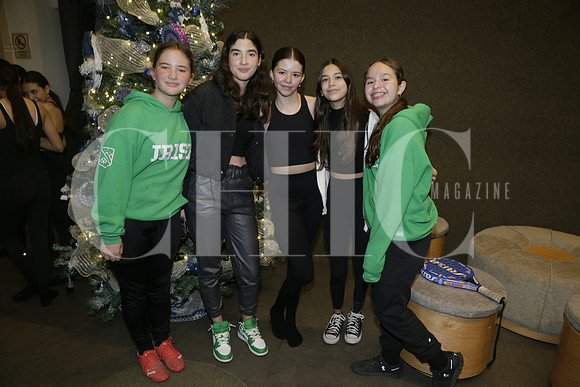 Valeria Saenz, Valentina Flores, Paulina Ruiz, Regina Sánchez y Camila Castillo (2)