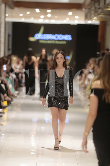 Desfile ya puedo escucharte 374