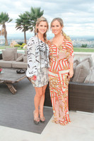 Vero Zambrano de Fernández y Vicky Zambrano de Yarte
