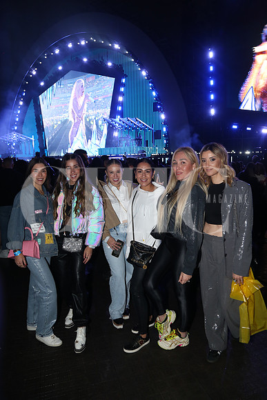 Katia Aguirre, Andrea Vargas, Alejandra Vargas, Nadya Martínez, Samantha de la Rosa y Marisol Peña 0