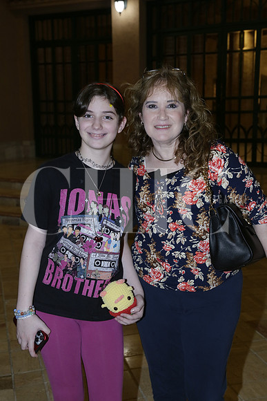 Karla Rodríguez y Patricia Santos