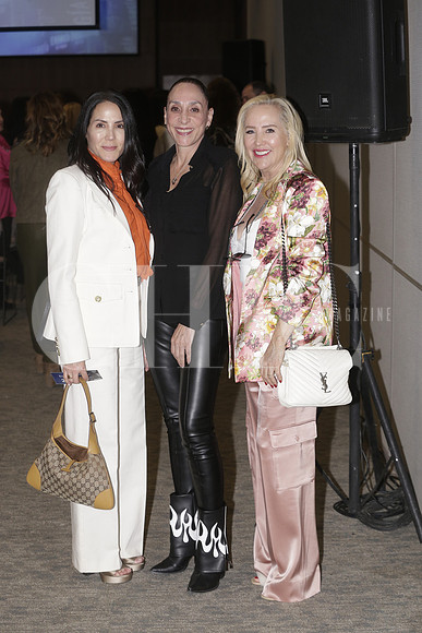 Diana Matieya, Susana Calvillo y Ana Girard 2