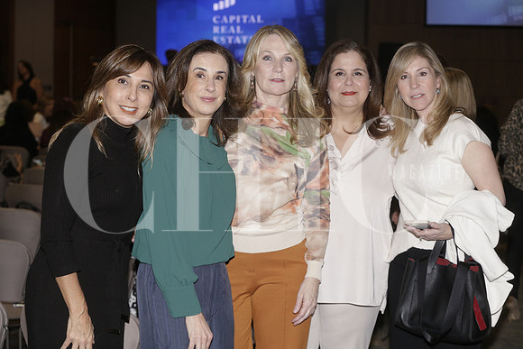 Edwina Colyer, Alejandra Rivera, Adriana Ibarra, Ana Lucia Rodriguez y Ana Cecilia Ibarra 3