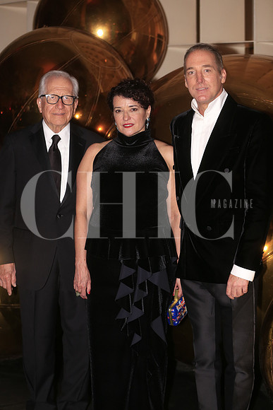 Alfonso Gonzalez Migoya, Taiyana Pimentel y Mauricio Lobeira 5